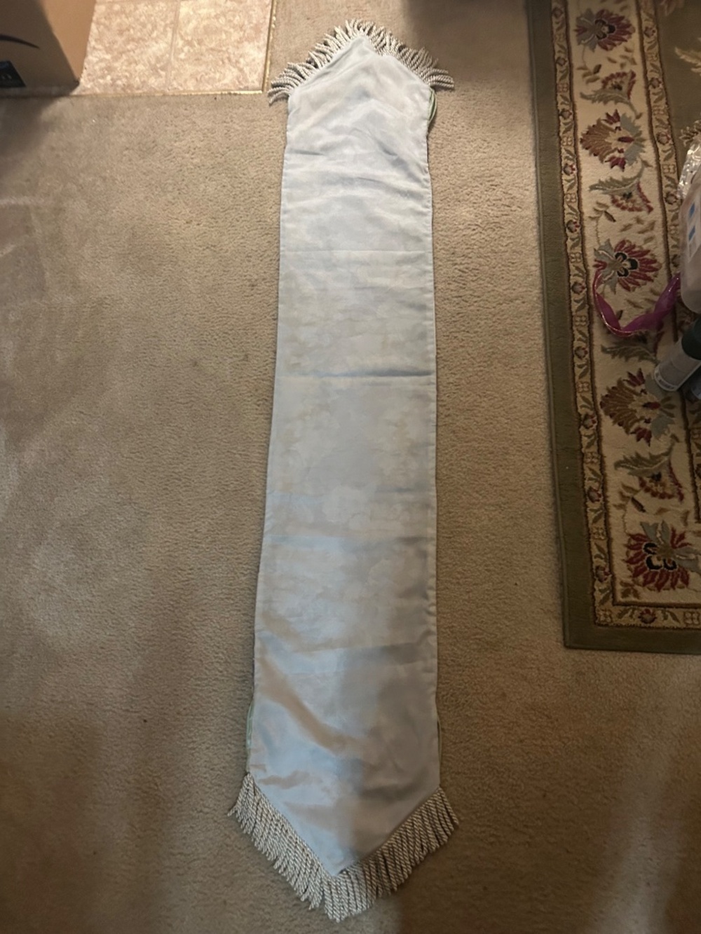 Table/Dresser Runner - Picture 5 of 8